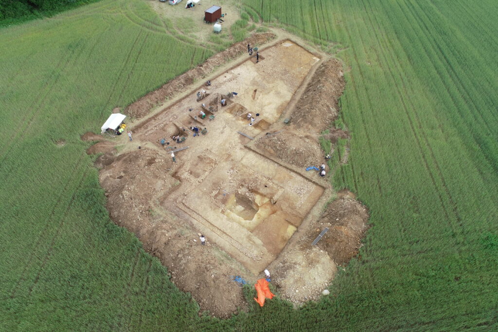 Vue aérienne du site de Couan